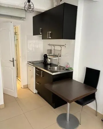 Appartement 3 Studios Centre Ville Saint Tropez Avec Parking Exterior photo