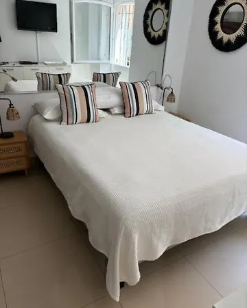 Appartement 3 Studios Centre Ville Saint Tropez Avec Parking Exterior photo